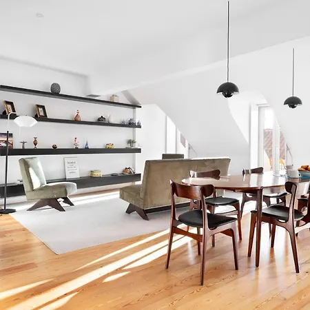 Apartment Joivy 2-br Flat With Garage Near Castelo De S Jorge Lisbon