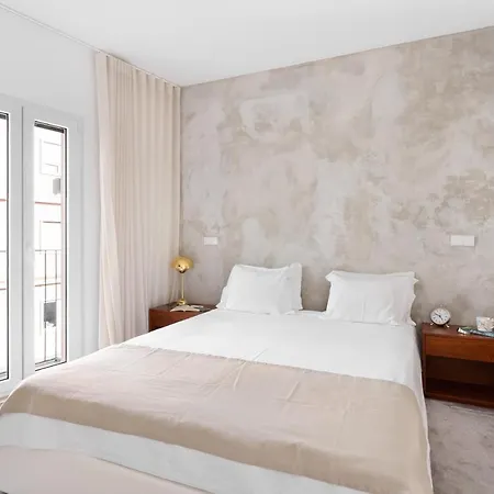 Joivy 2-br Flat With Garage Near Castelo De S Jorge Apartment