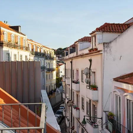 Apartment Joivy 2-br Flat With Garage Near Castelo De S Jorge