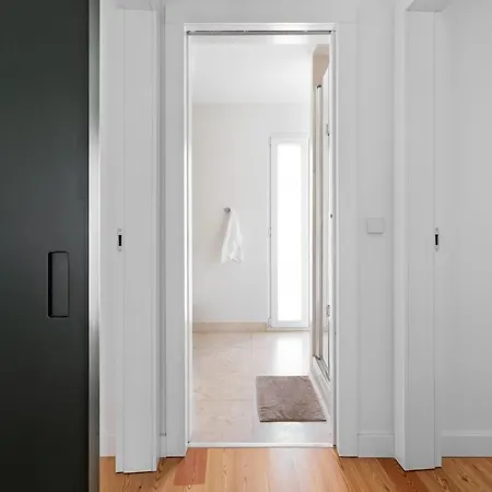 Guestready - Flat W/ Garage Near S. Jorge Castle Lissabon