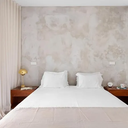 Guestready - Flat W/ Garage Near S. Jorge Castle * Lissabon